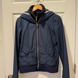 Lululemon Women’s navy Blue Hoodie Jacket with detachable black fleece insert